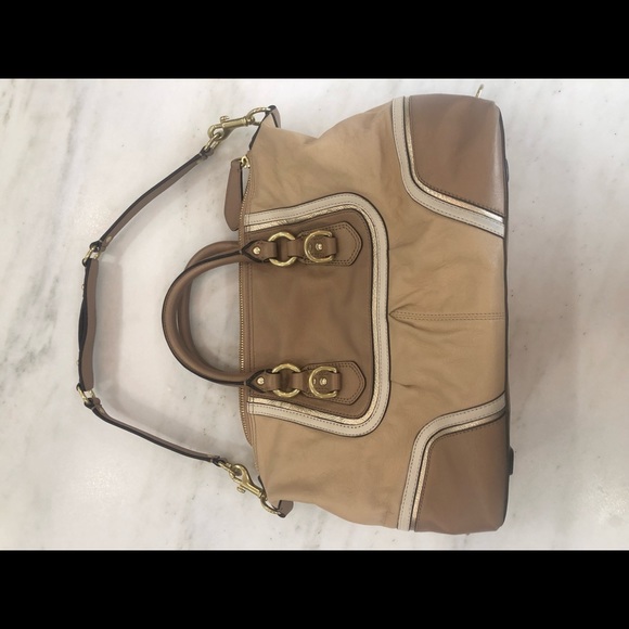 Coach purse - Picture 3 of 4